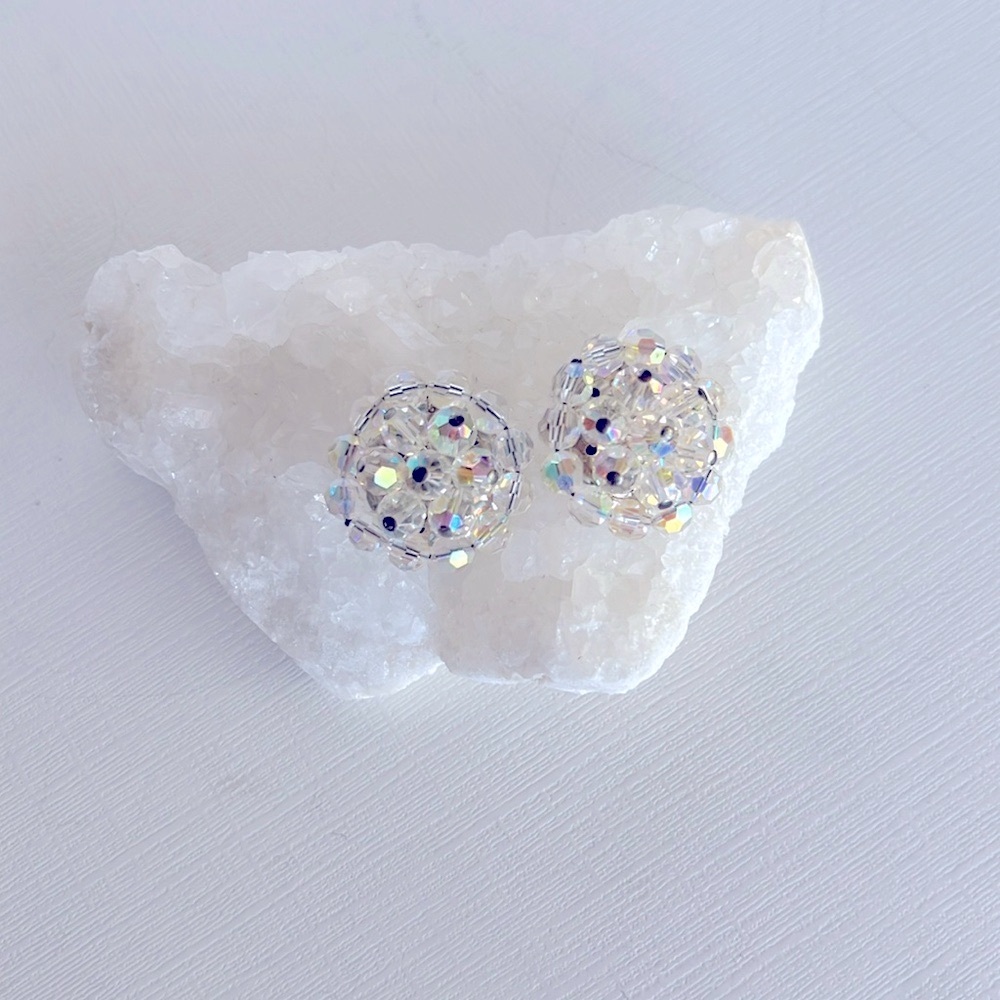 Vintage Elegant Silver Crystal Earrings 
Clip on